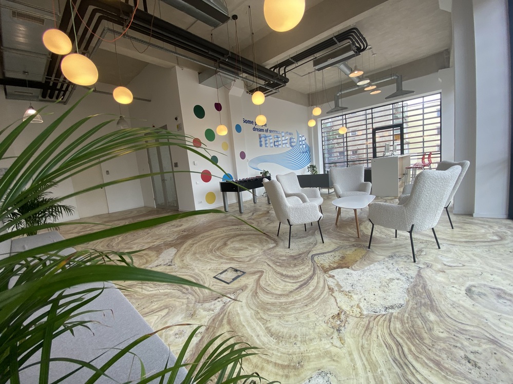 Firma Constructii Brasov (11) AMENAJARE ZONA DE RELAXARE CLUJ