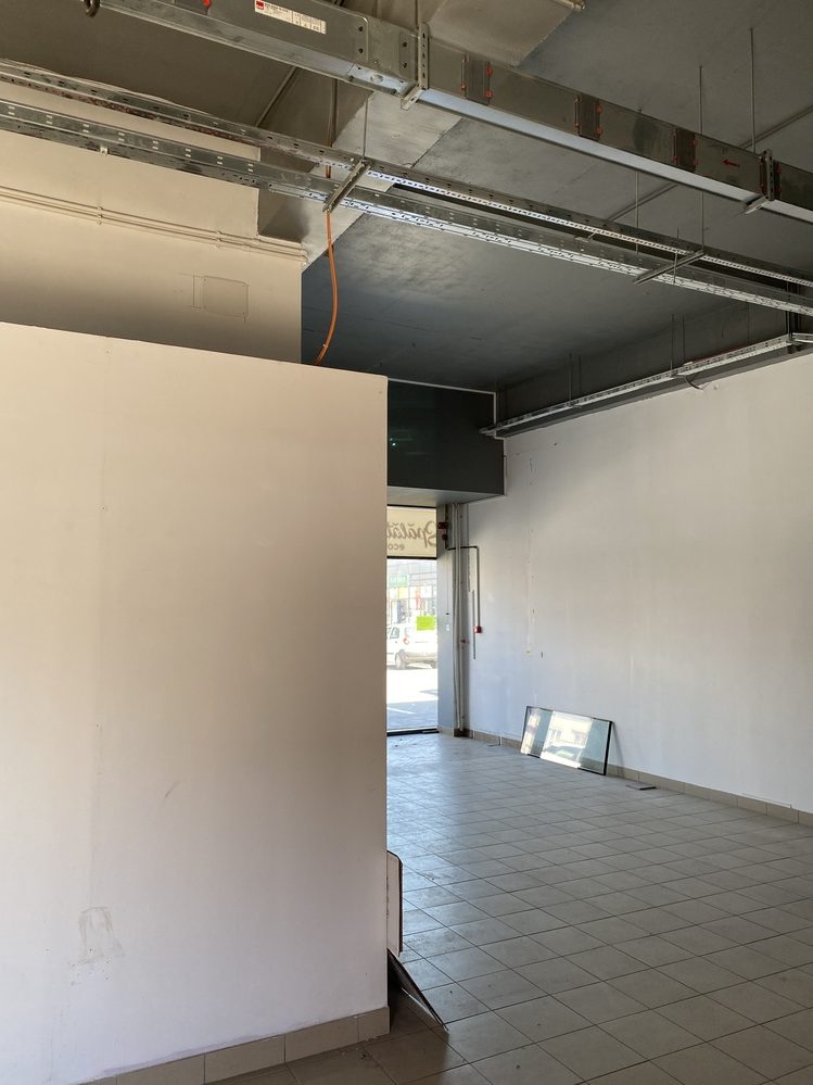 Proiect Arhitectura Brasov (8) Proiect Arhitectură și Instalații Laborator